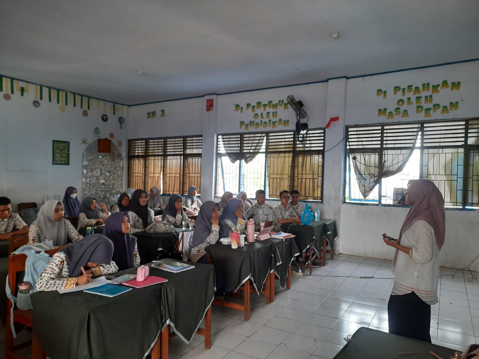 Sosialisasi Bimbingan Belajar TIEC-ID di SMA Negeri 1 Takalar Tahun 2026